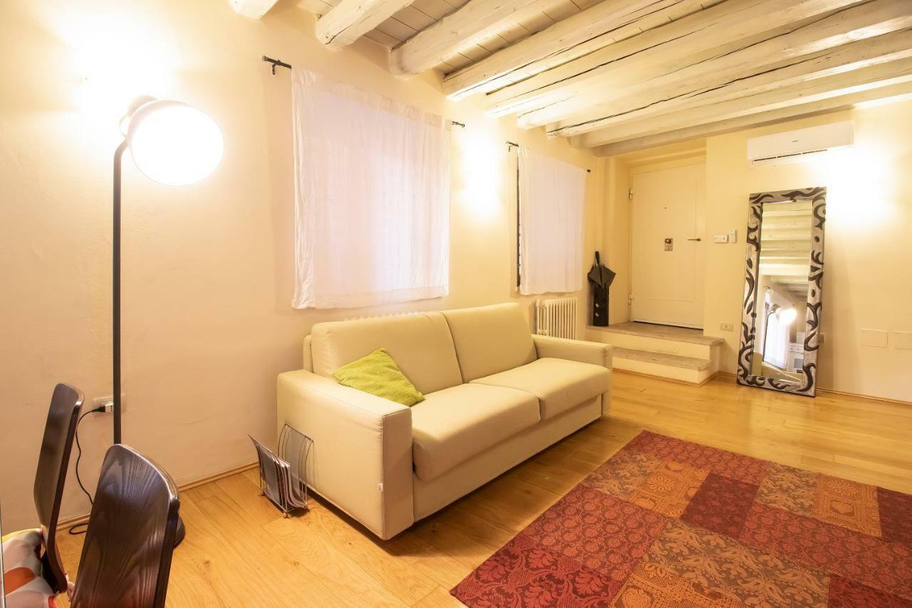 Lovely Apartment Sottoriva Верона Экстерьер фото